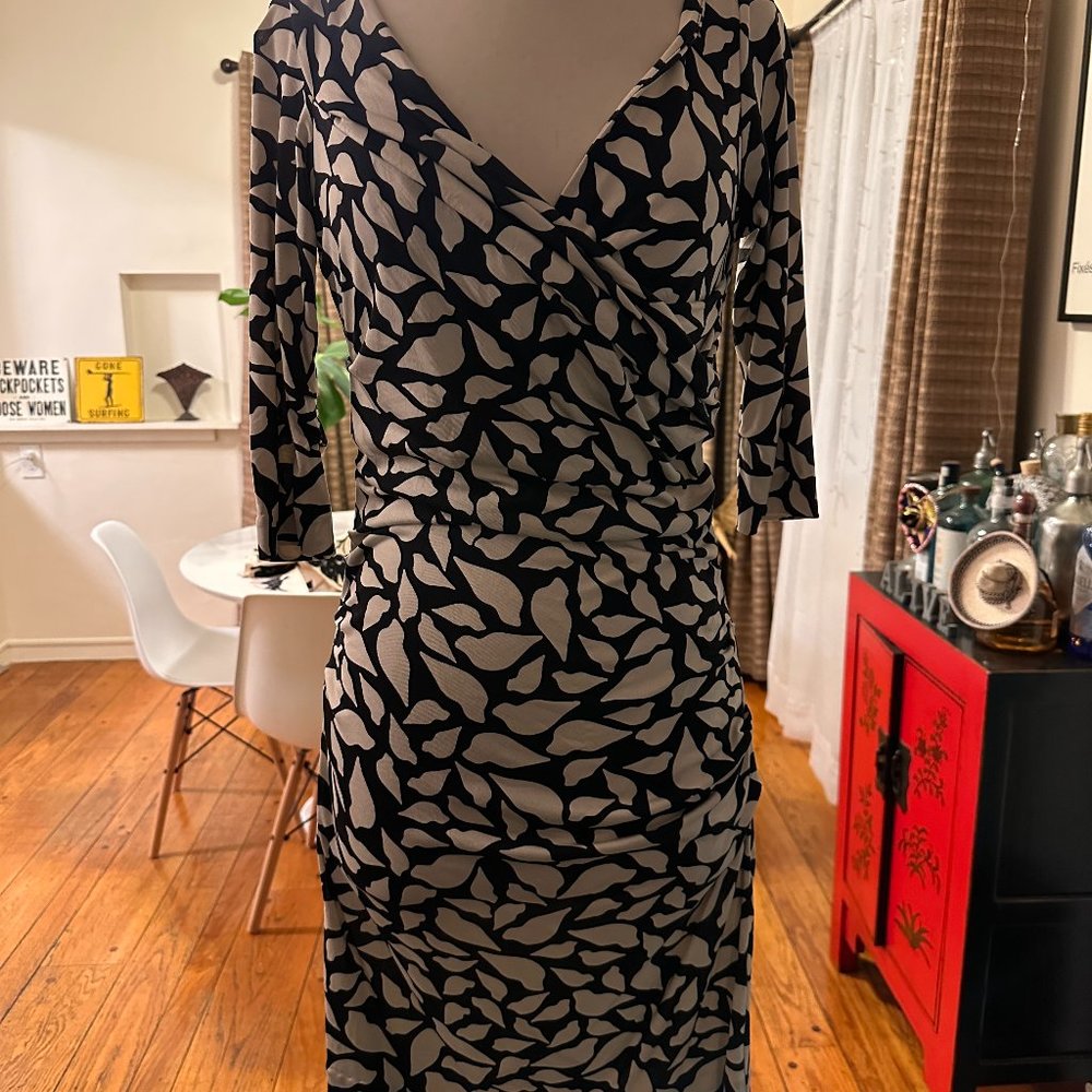 Diane von Furstenberg black and white patterned silk ruched midi dress